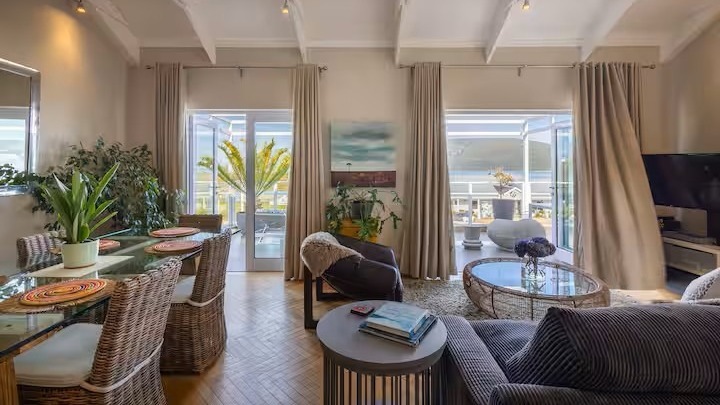 To Let 1 Bedroom Property for Rent in Thesen Islands Western Cape